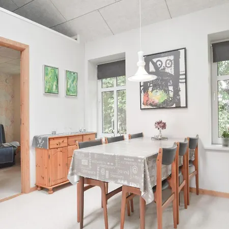 Dom wakacyjny Two Bedroom Holiday In Farso *