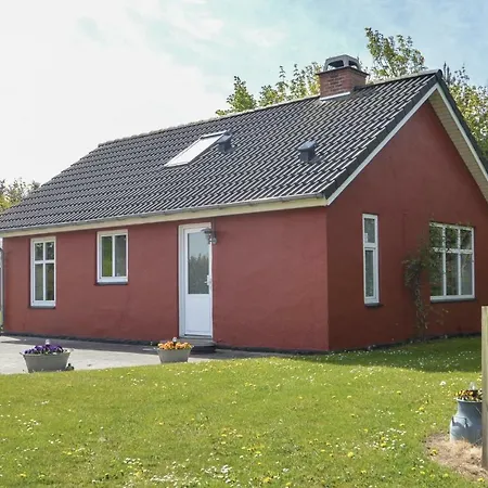Dom wakacyjny Two Bedroom Holiday In Farso Fjelso
