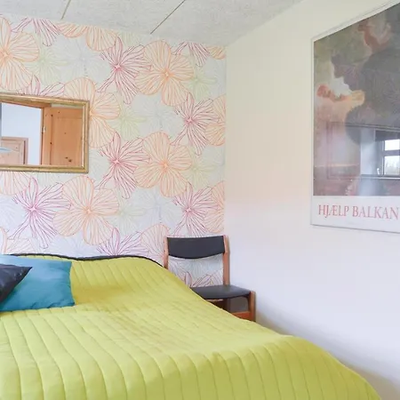 Dom wakacyjny Two Bedroom Holiday In Farso
